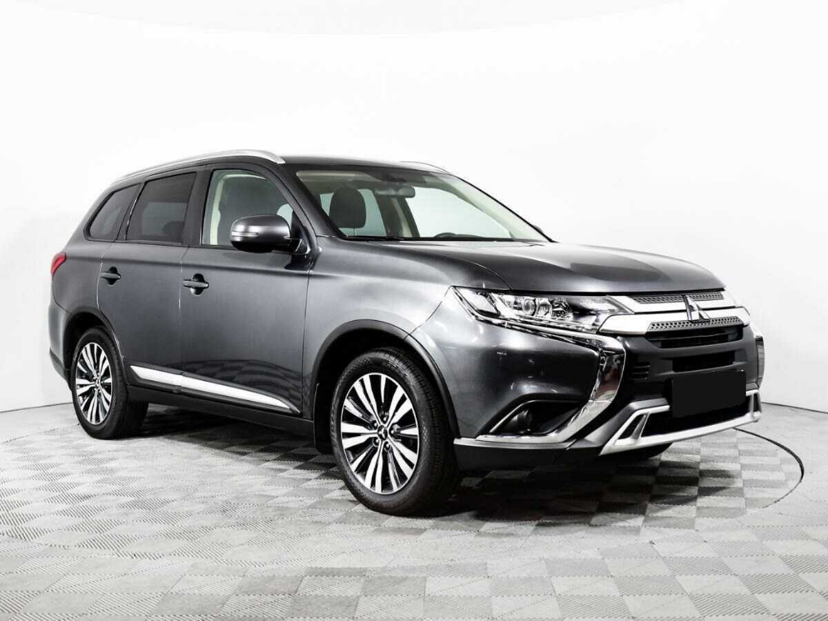 Mitsubishi Outlander, 2020 - фото №3