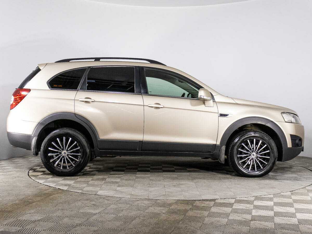 Chevrolet Captiva, 2012 - фото №4