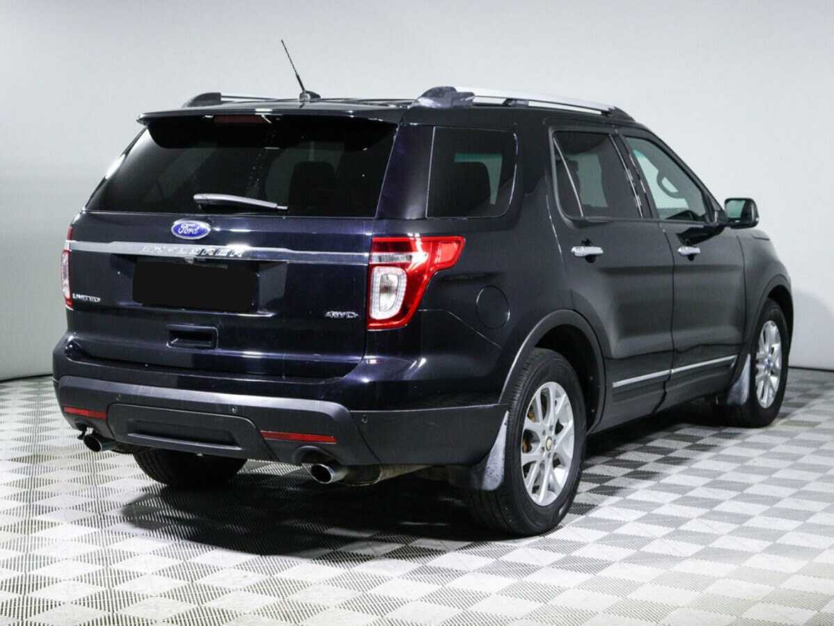 Ford Explorer, 2013 - фото №3