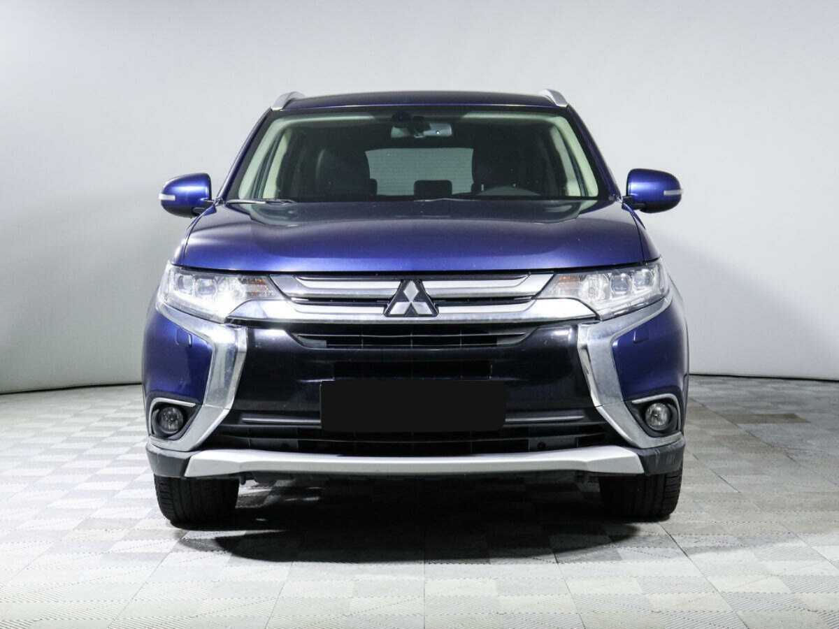 Mitsubishi Outlander, 2015 - фото №2