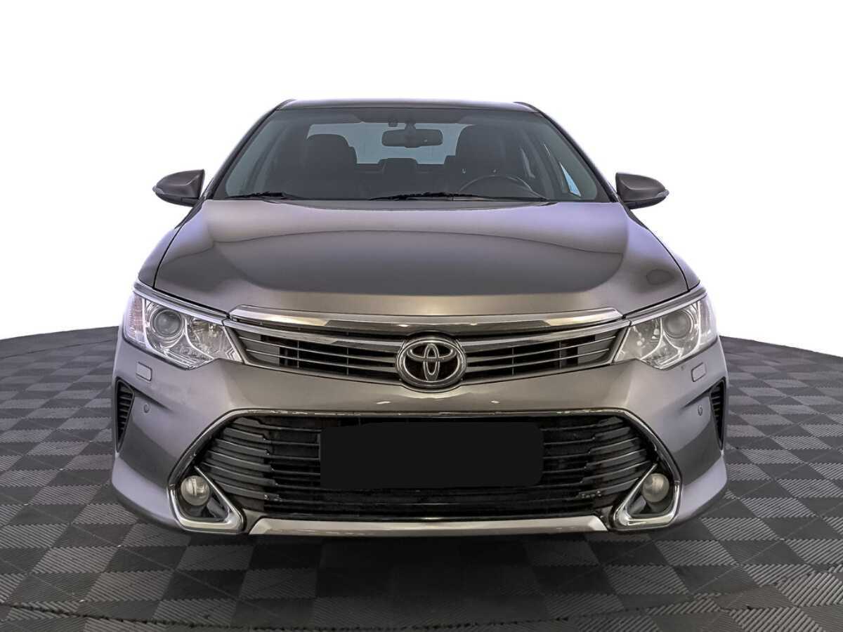 Toyota Camry, 2016 - фото №2