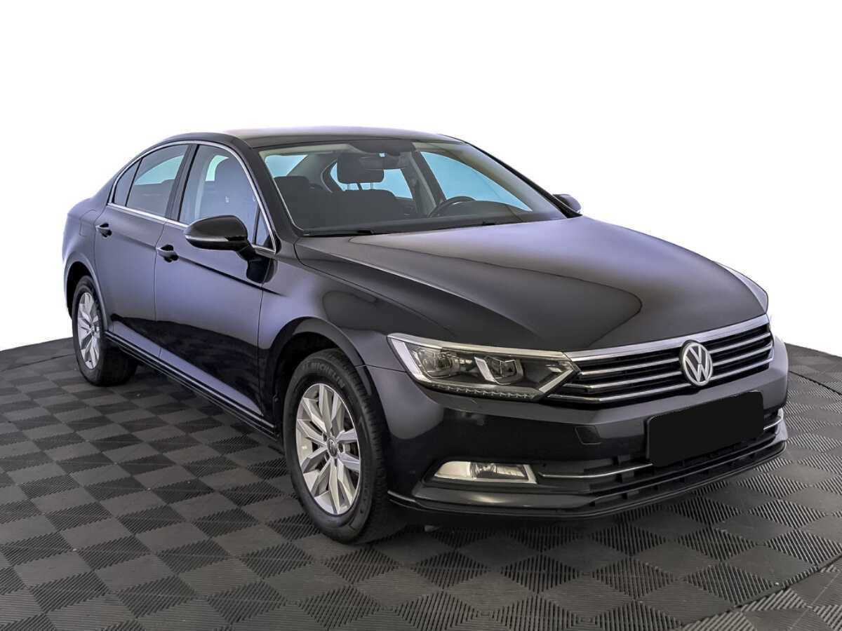 Volkswagen Passat, 2018 - фото №3