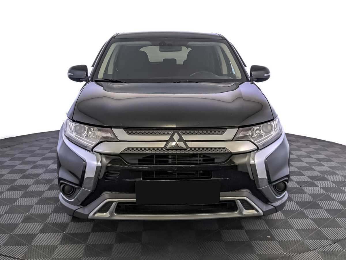 Mitsubishi Outlander, 2018 - фото №2