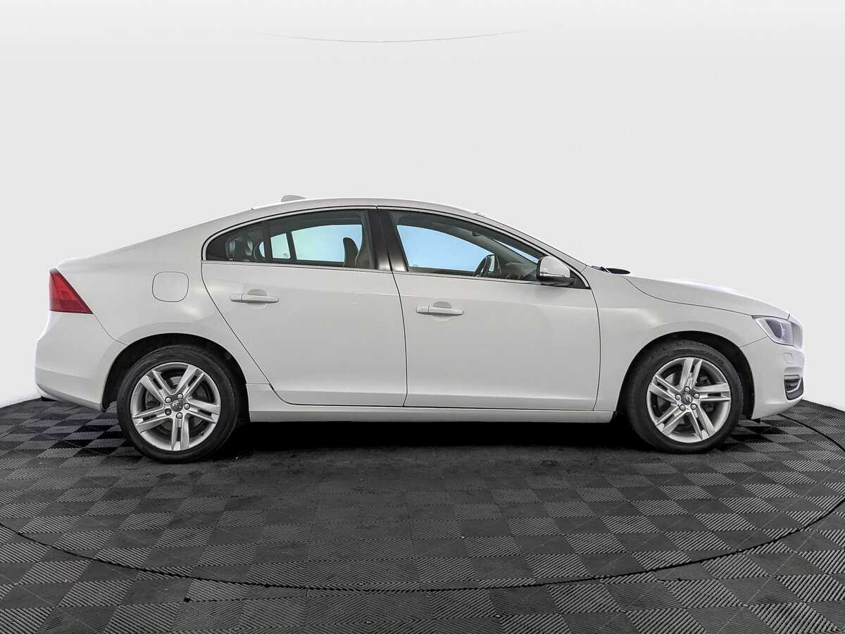 Volvo S60, 2016 - фото №4