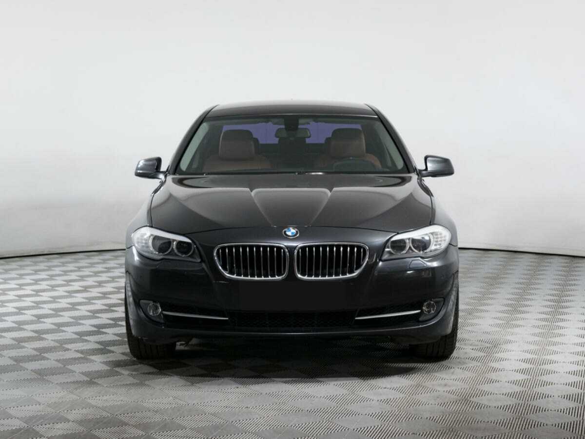 BMW 5 серии 520i, 2013 - фото №2