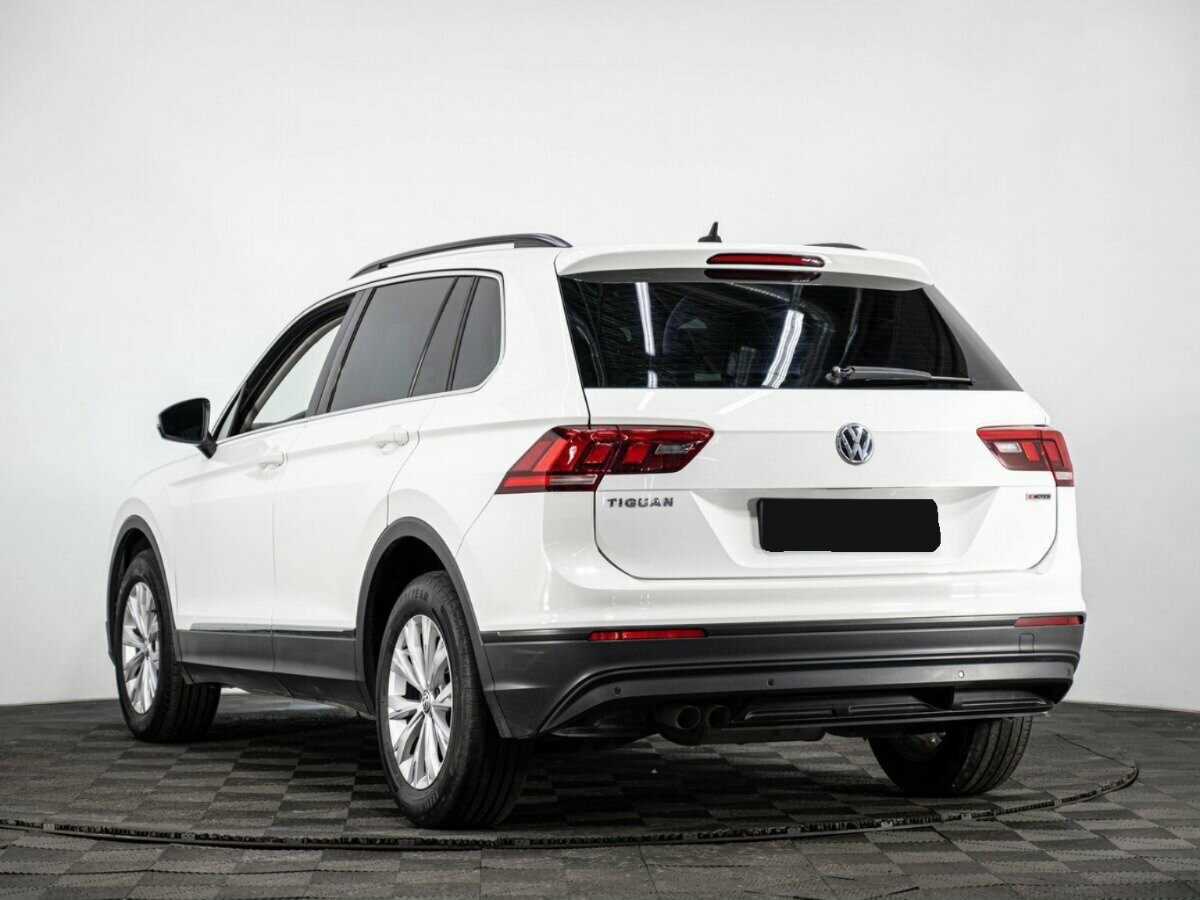 Volkswagen Tiguan, 2018 - фото №4