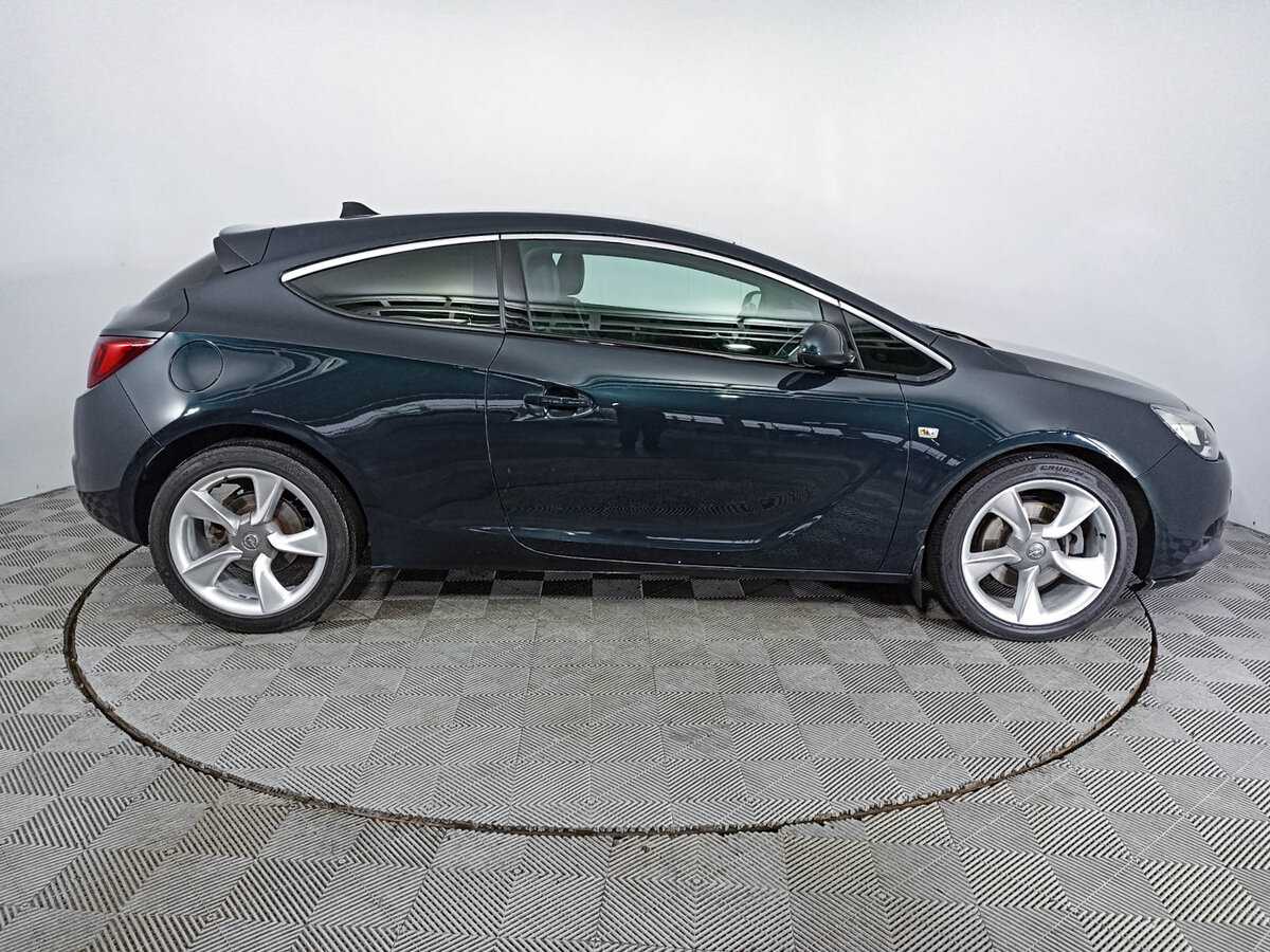 Opel Astra GTC, 2014 - фото №4