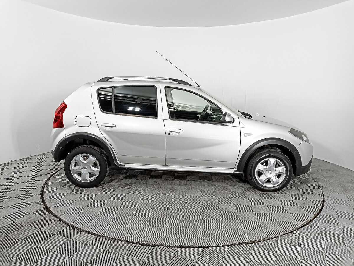 Renault Sandero Stepway, 2013 - фото №4