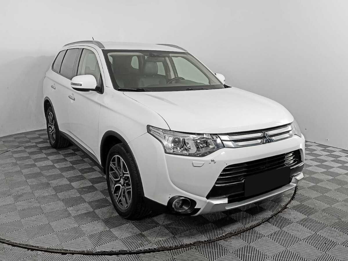 Mitsubishi Outlander, 2014 - фото №3