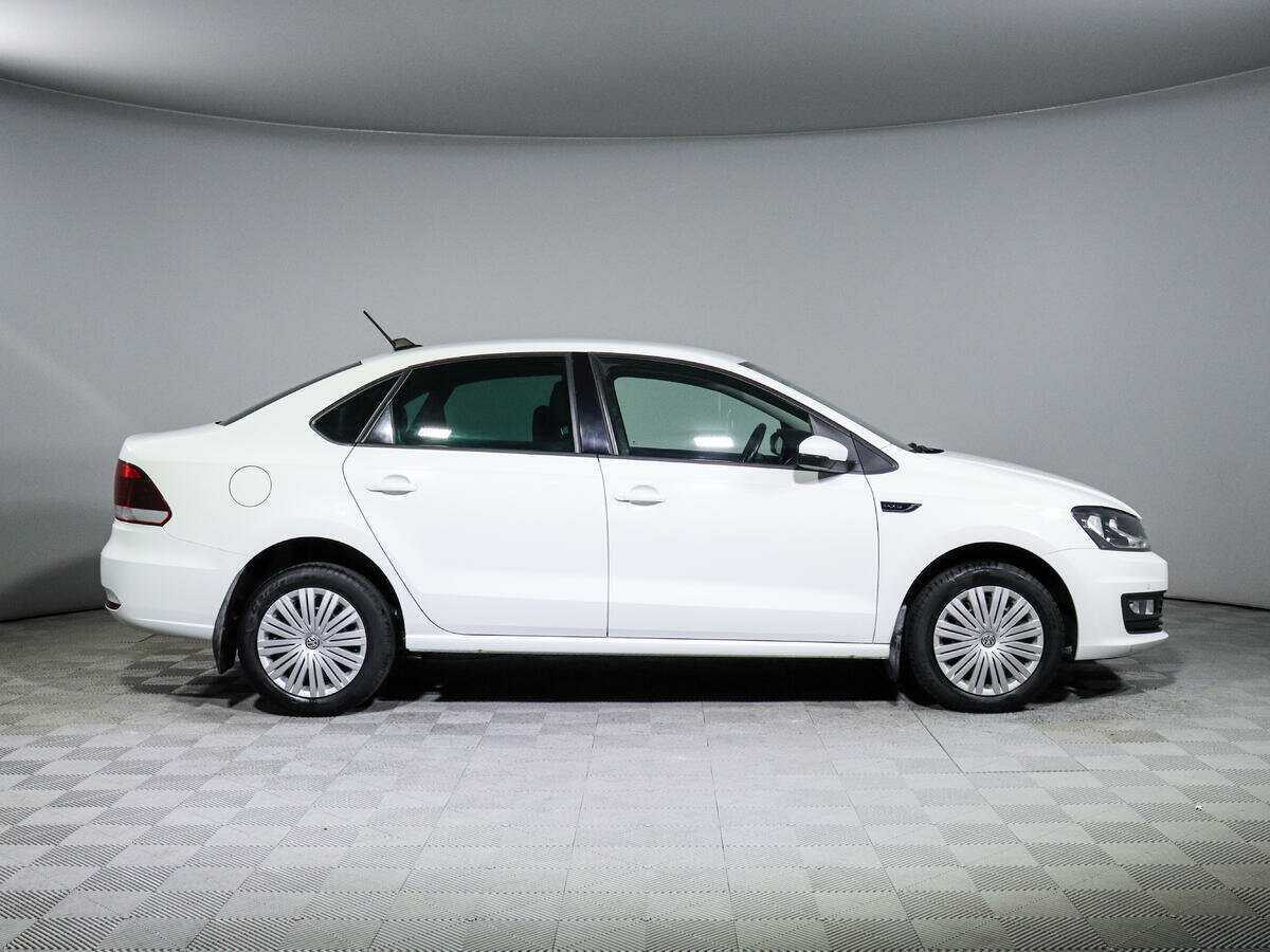 Volkswagen Polo, 2018 - фото №4