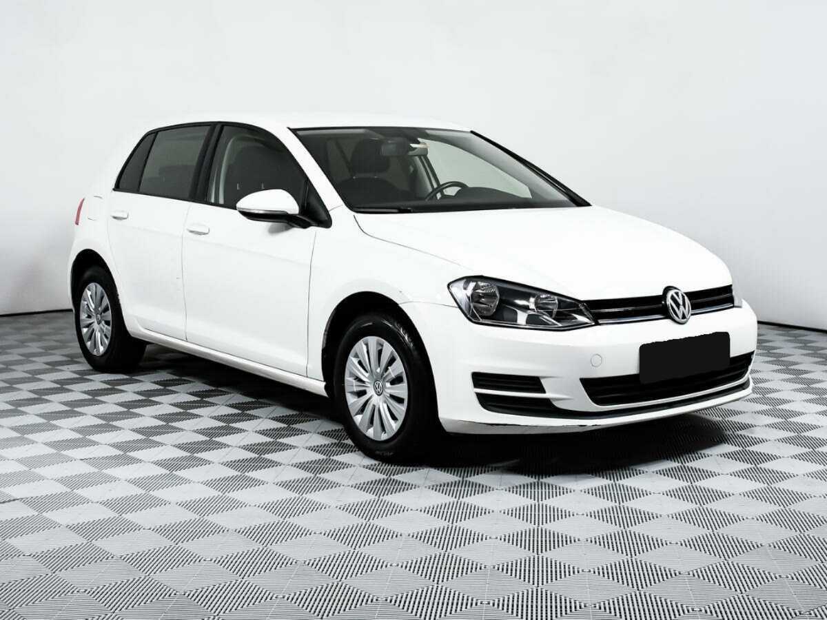 Volkswagen Golf, 2015 - фото №3