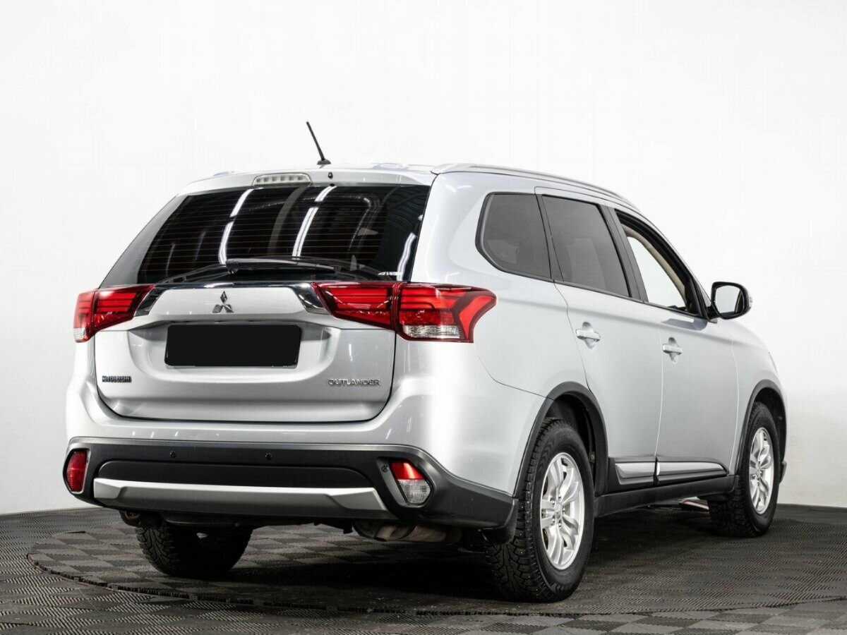 Mitsubishi Outlander, 2016 - фото №4