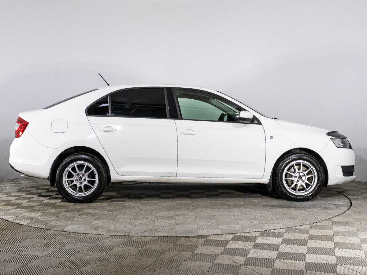 Skoda Rapid, 2014 - фото №4