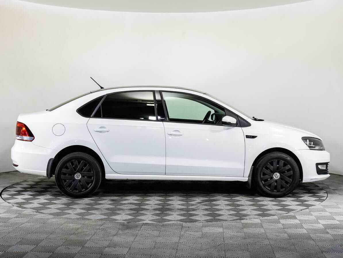 Volkswagen Polo, 2016 - фото №4