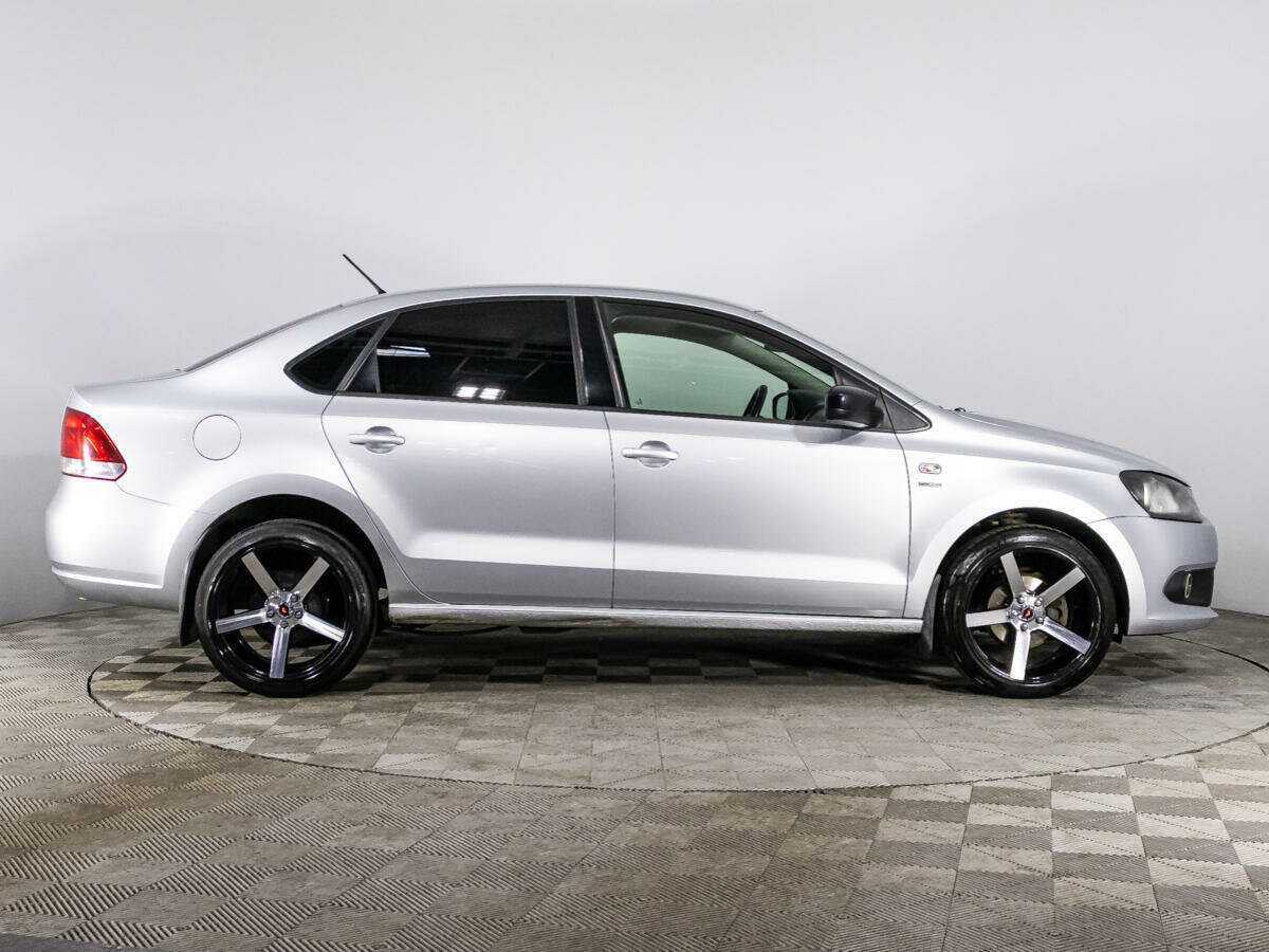 Volkswagen Polo, 2013 - фото №4