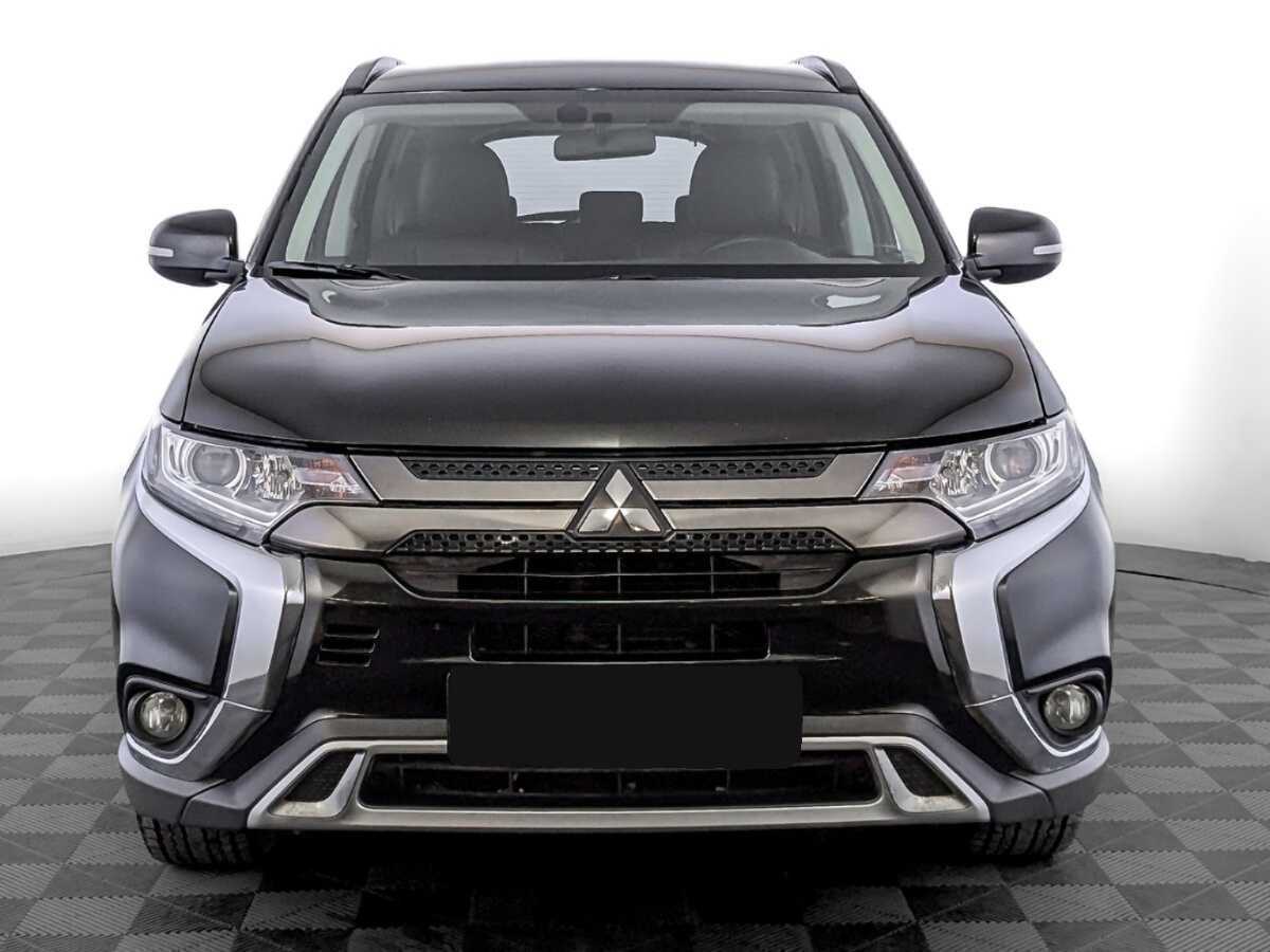 Mitsubishi Outlander, 2021 - фото №2