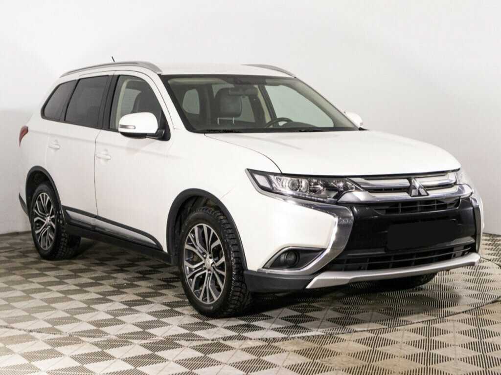 Mitsubishi Outlander, 2016 - фото №3