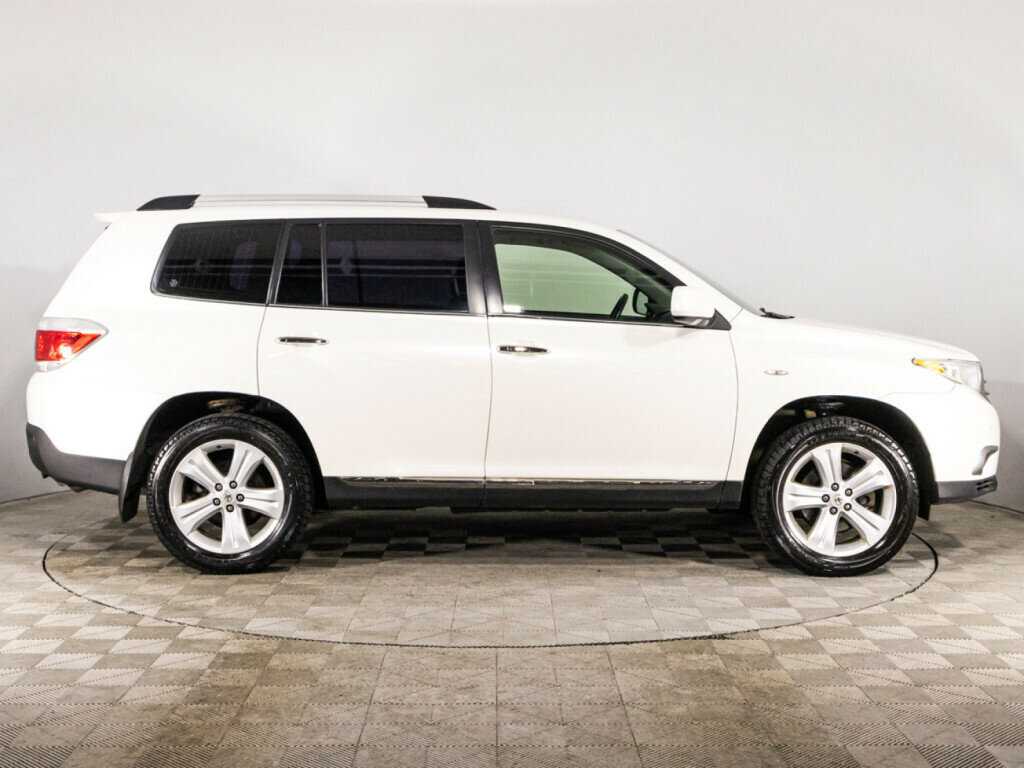 Toyota Highlander, 2012 - фото №4