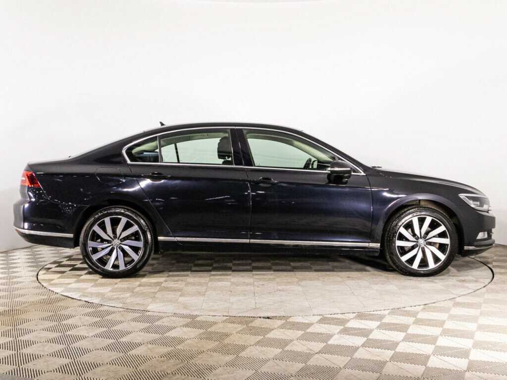 Volkswagen Passat, 2016 - фото №4