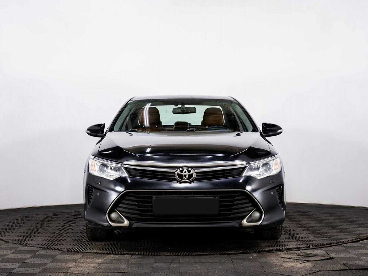 Toyota Camry, 2017 - фото №2