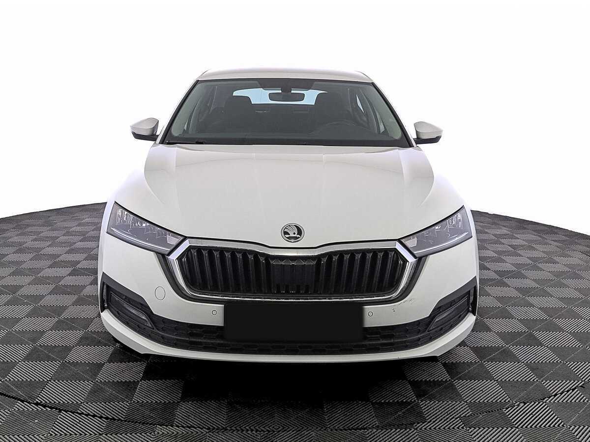 Skoda Octavia, 2021 - фото №2