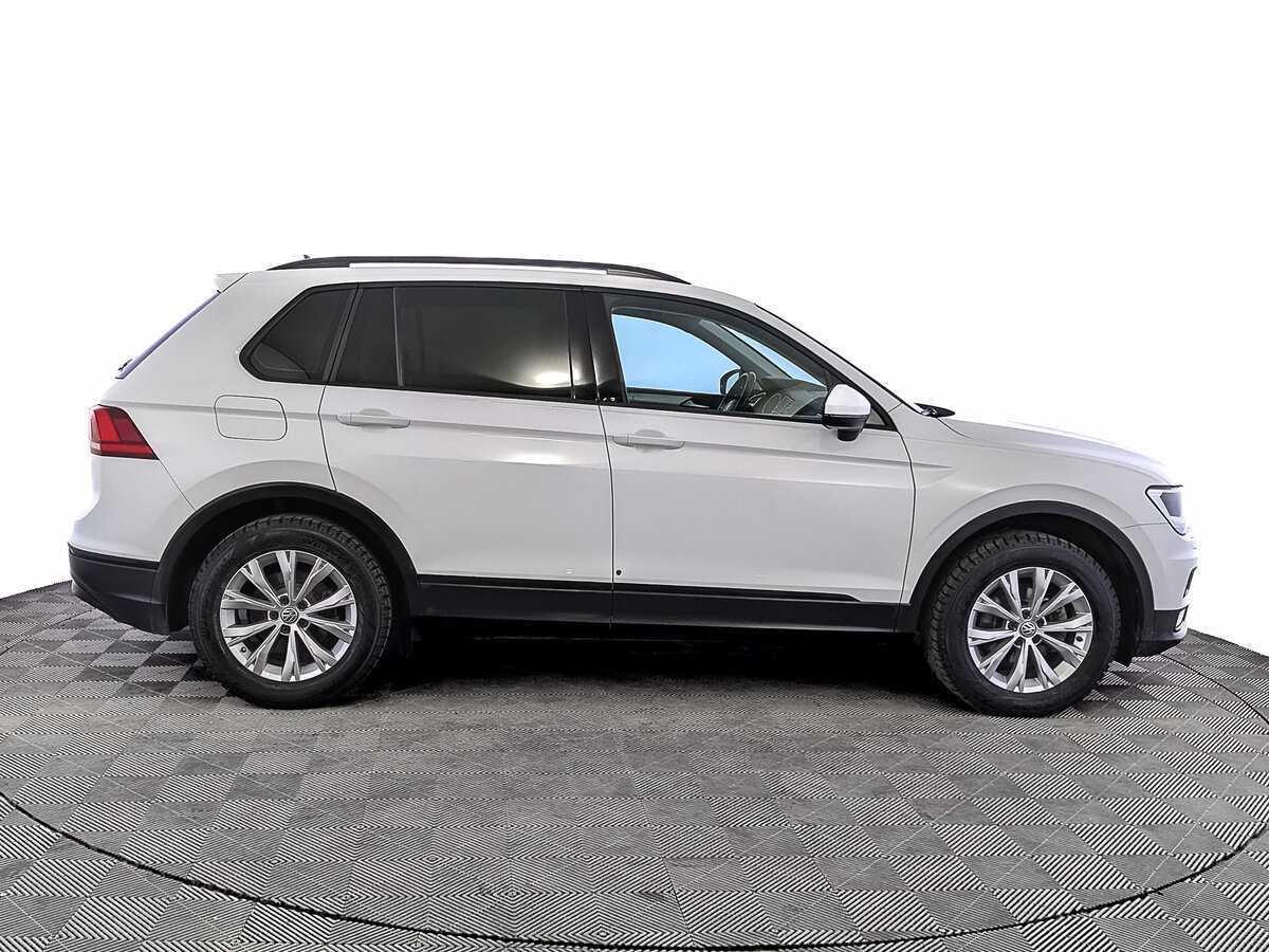 Volkswagen Tiguan, 2018 - фото №4