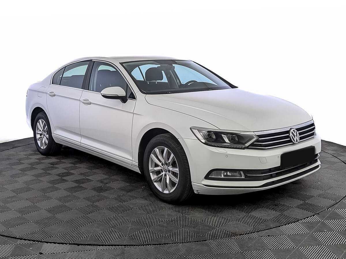 Volkswagen Passat, 2019 - фото №3