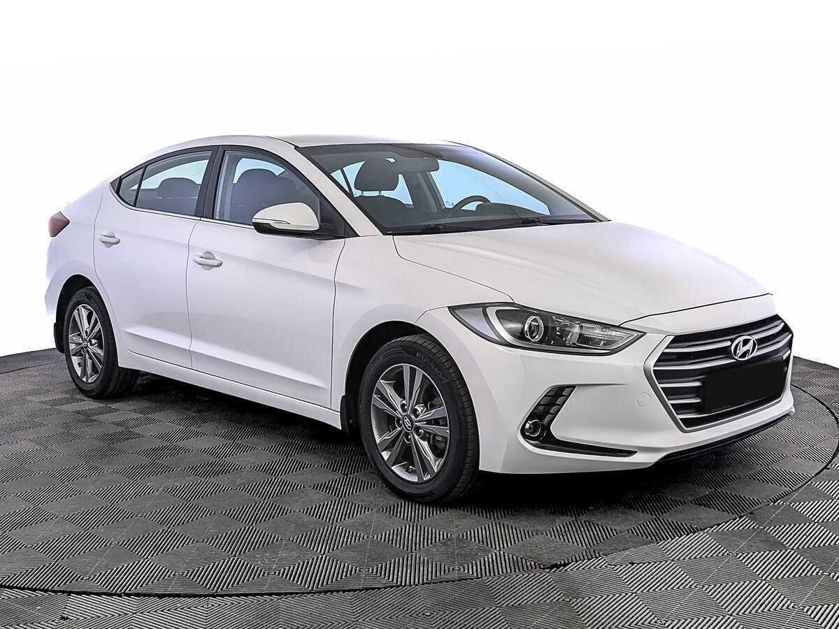 Hyundai Elantra, 2018 - фото №3