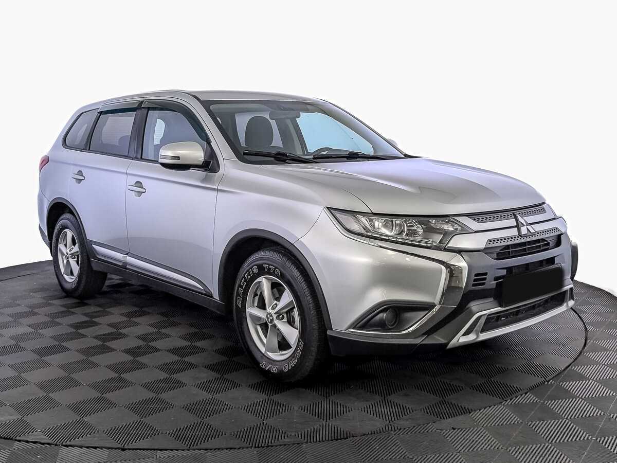 Mitsubishi Outlander, 2019 - фото №3