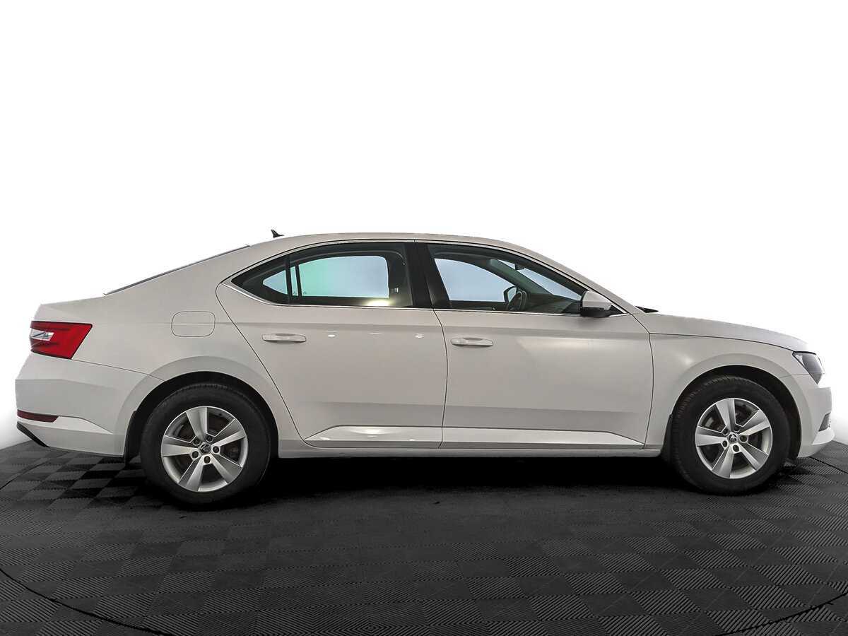 Skoda Superb, 2017 - фото №4