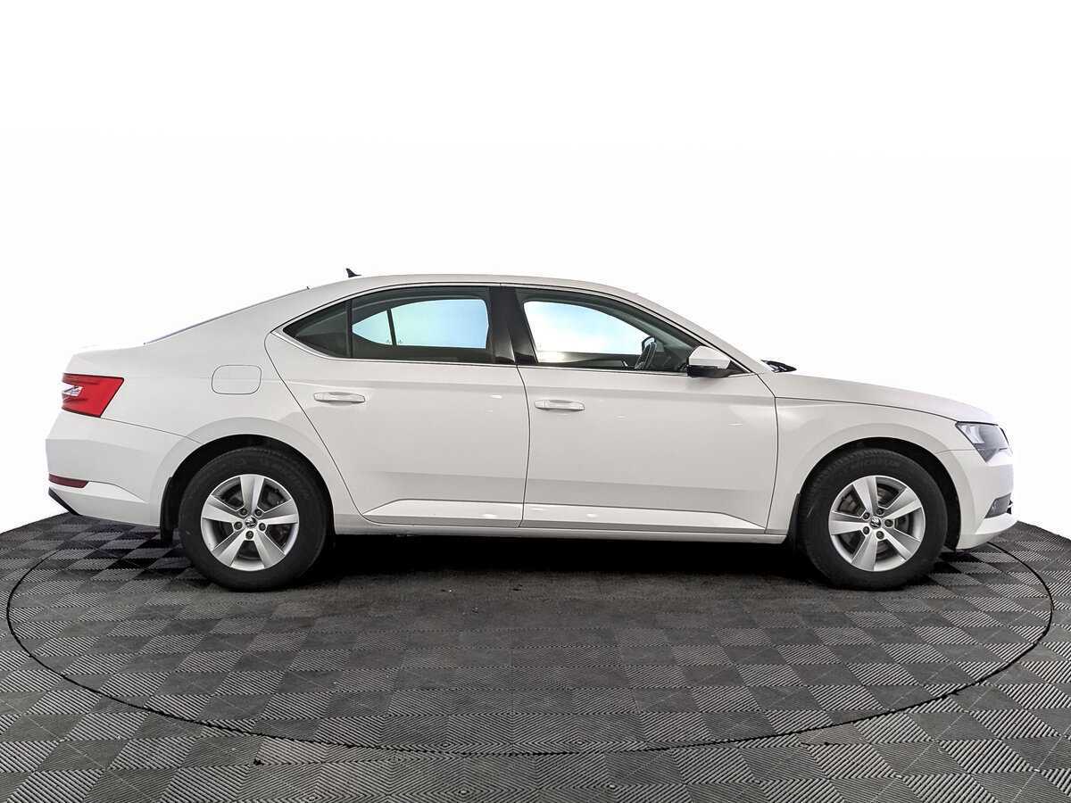 Skoda Superb, 2018 - фото №4