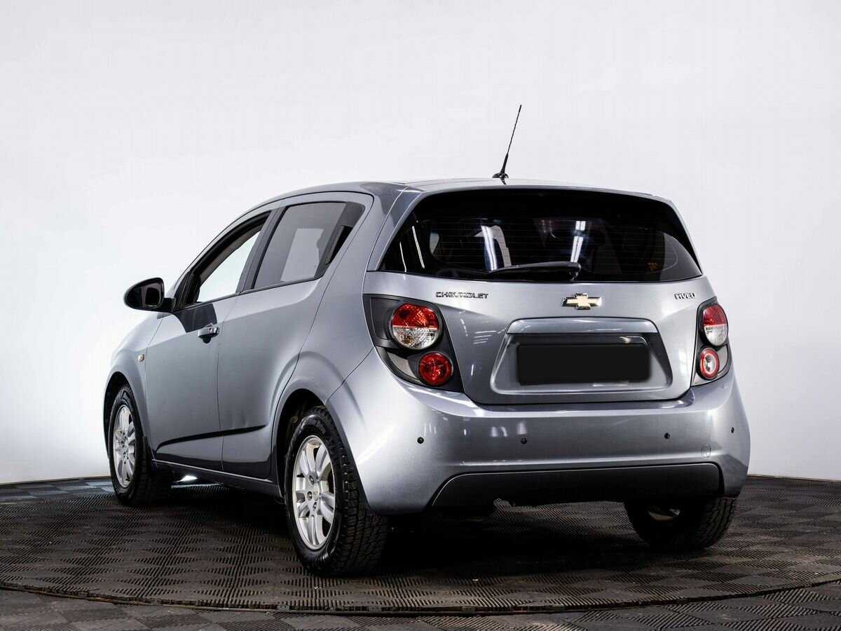 Chevrolet Aveo, 2014 - фото №4