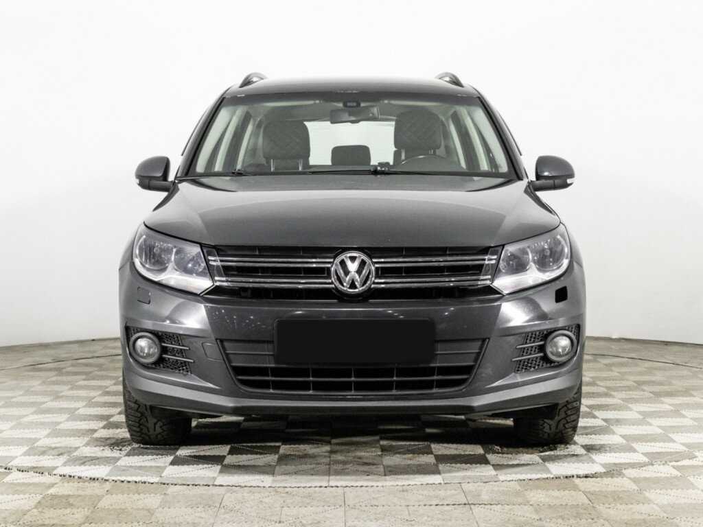 Volkswagen Tiguan, 2015 - фото №2