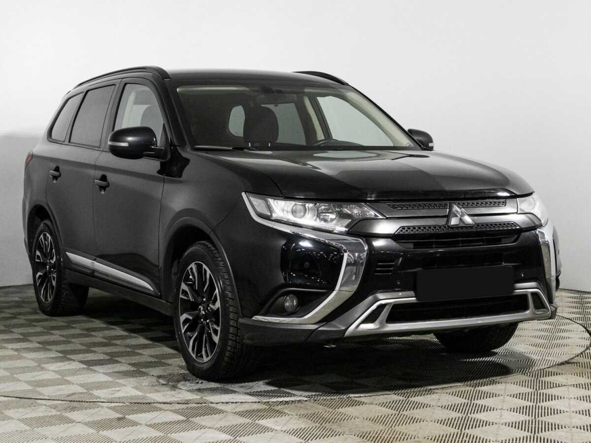 Mitsubishi Outlander, 2021 - фото №3
