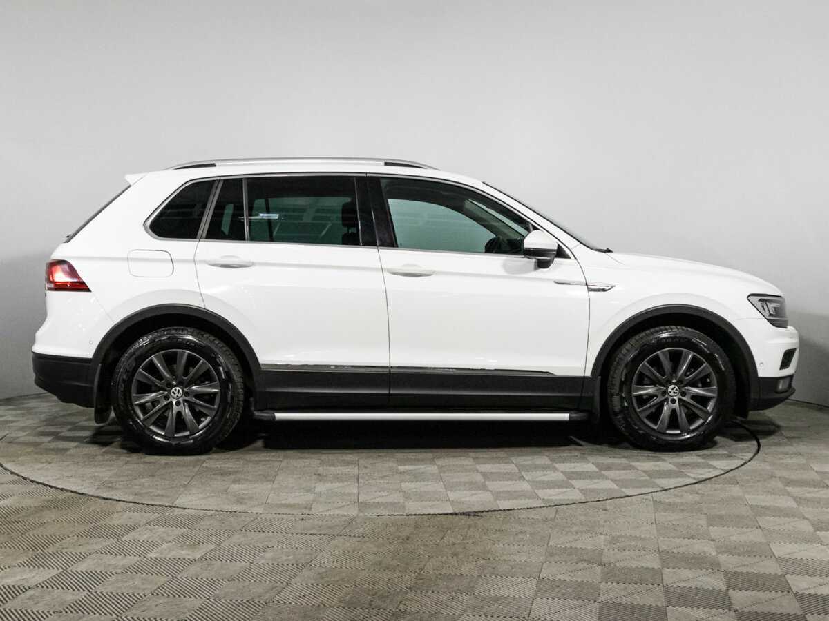 Volkswagen Tiguan, 2018 - фото №3