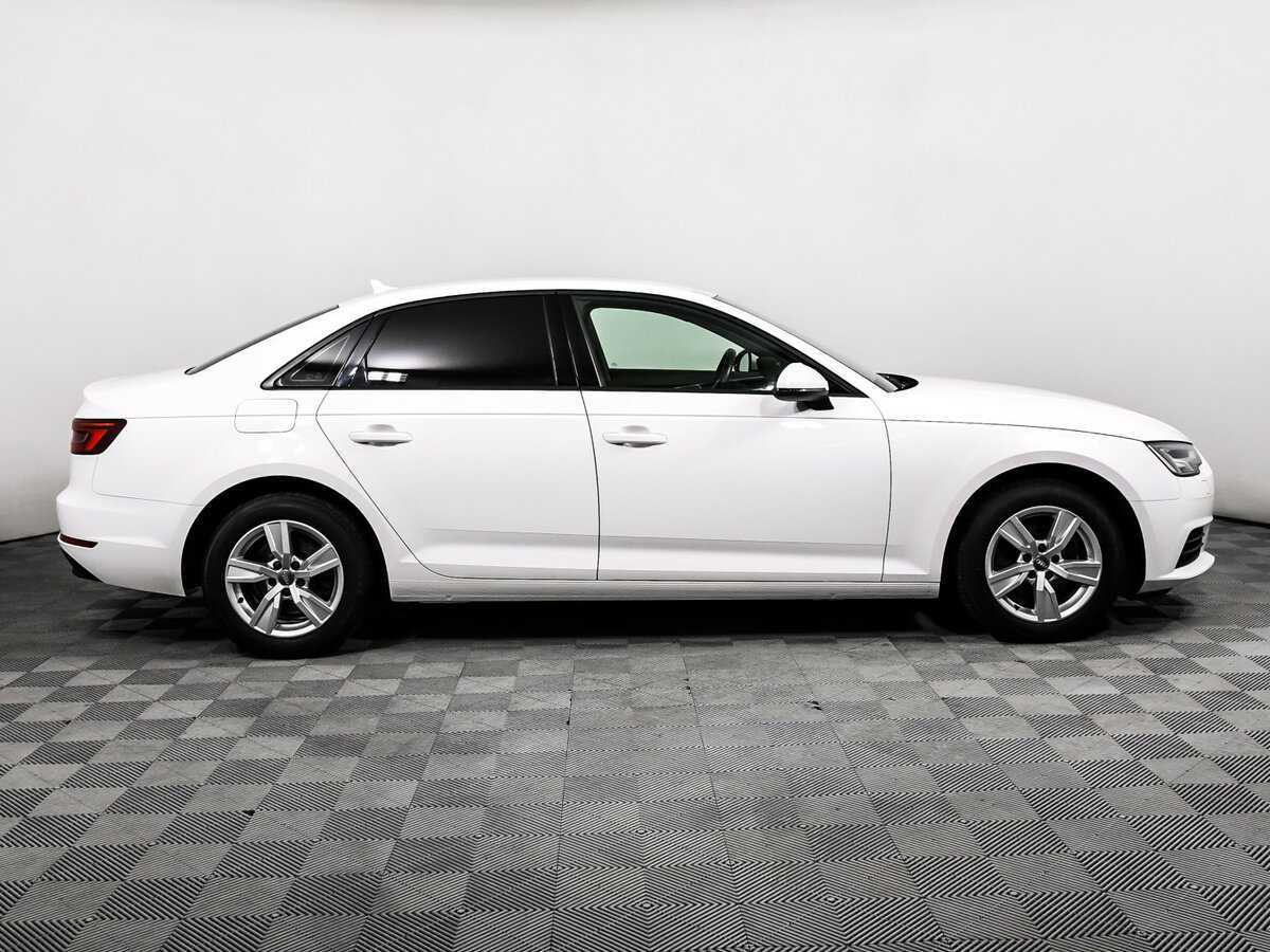 Audi A4, 2018 - фото №4