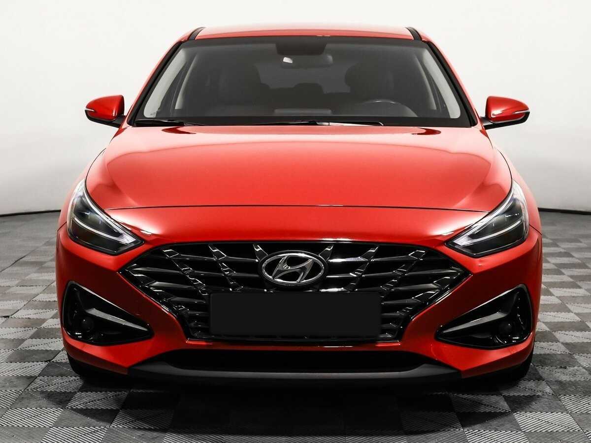 Hyundai i30, 2022 - фото №2