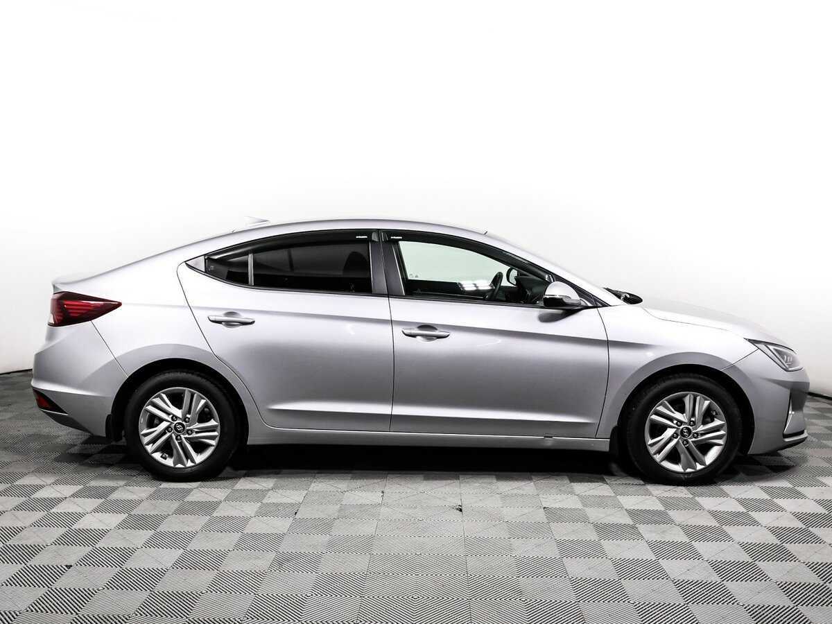 Hyundai Elantra, 2020 - фото №4