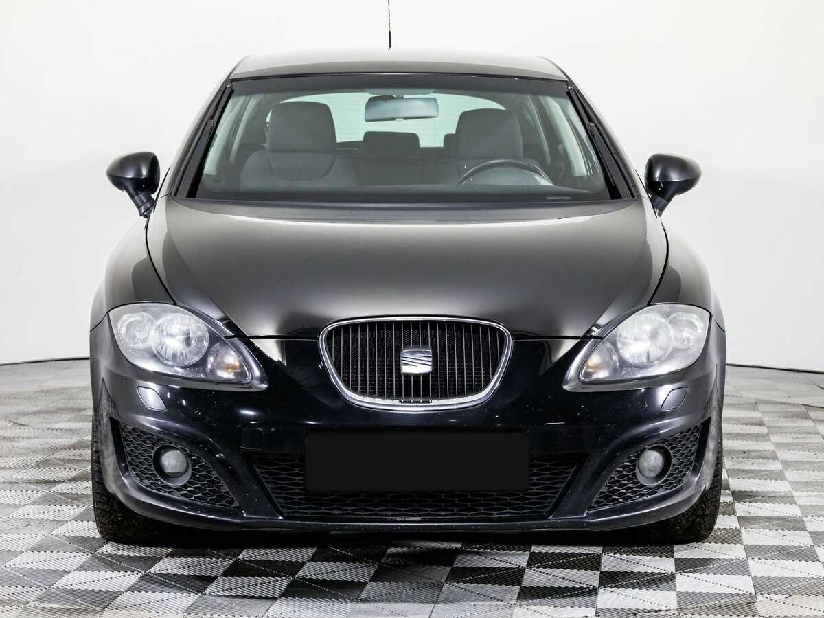 SEAT Leon, 2012 - фото №2