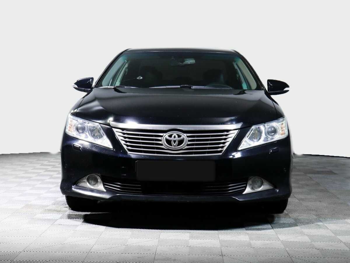 Toyota Camry, 2013 - фото №2