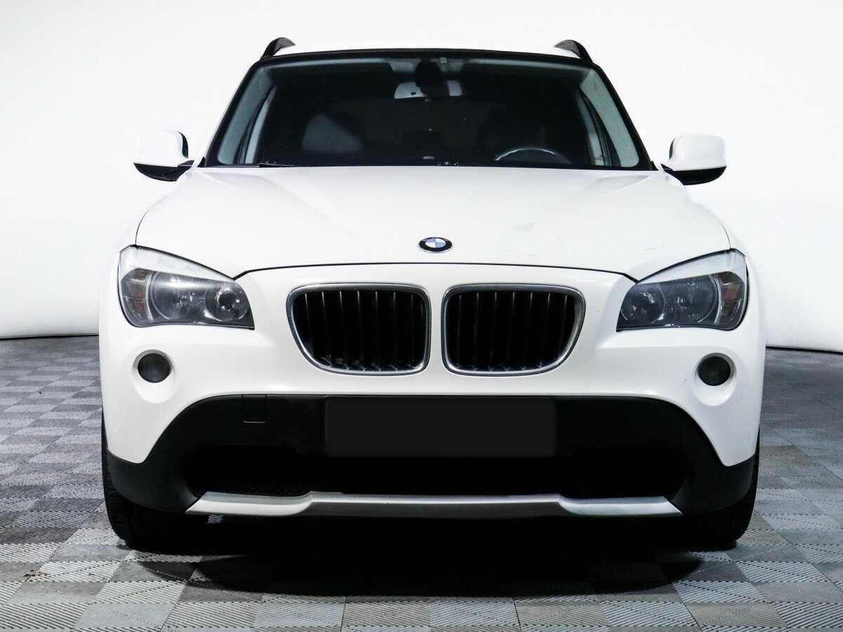 BMW X1 20d, 2012 - фото №2
