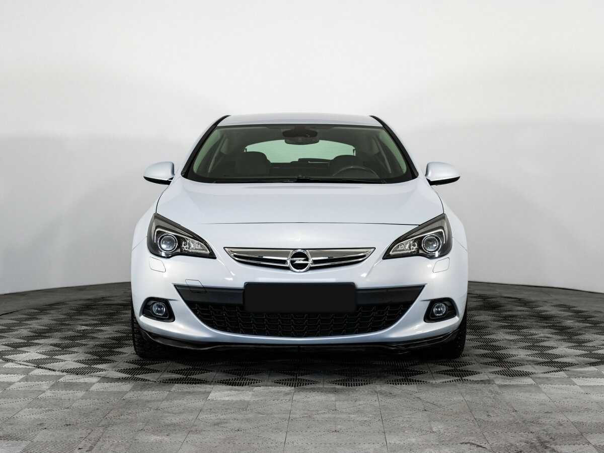 Opel Astra GTC, 2012 - фото №2