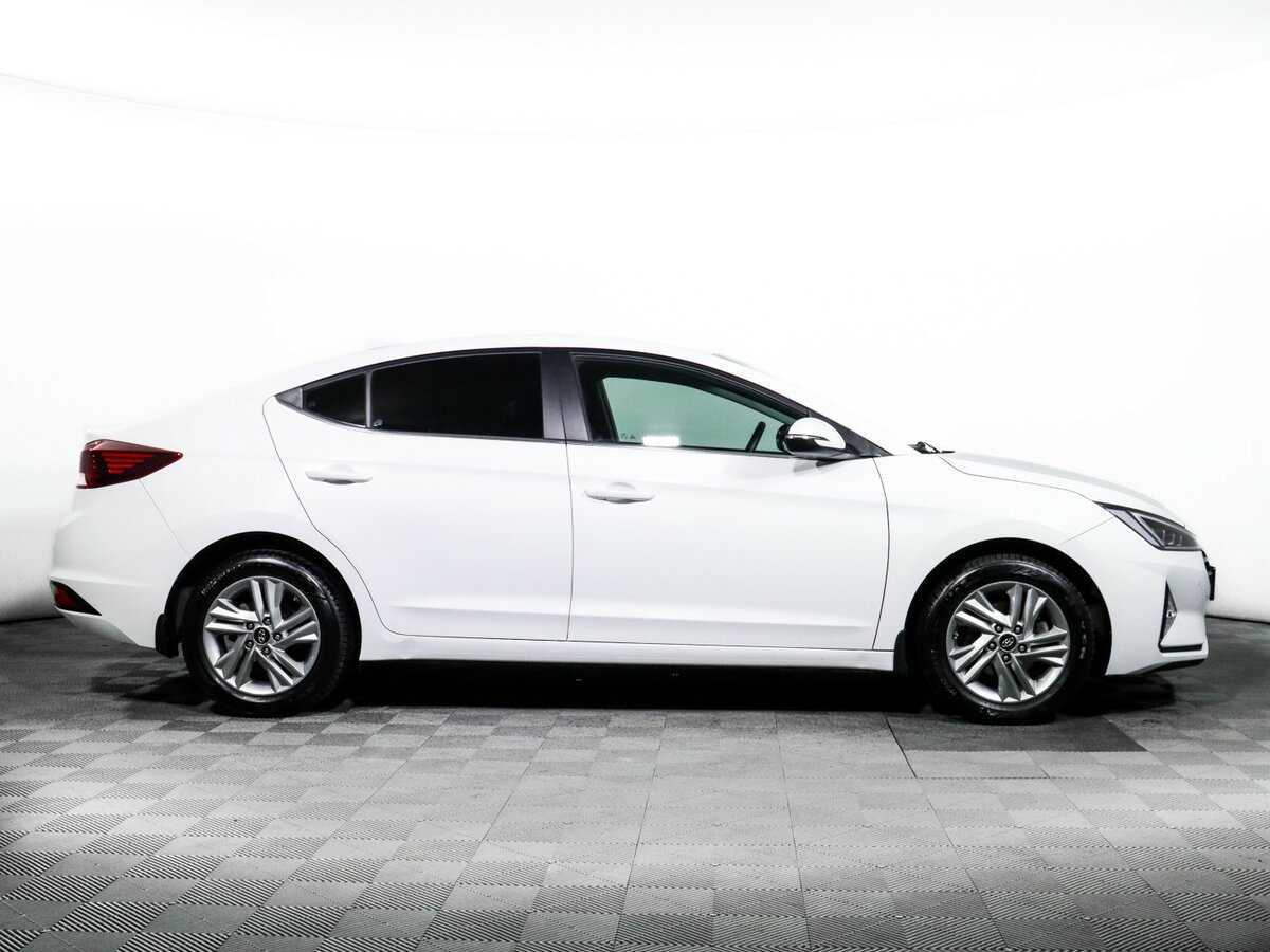 Hyundai Elantra, 2020 - фото №4