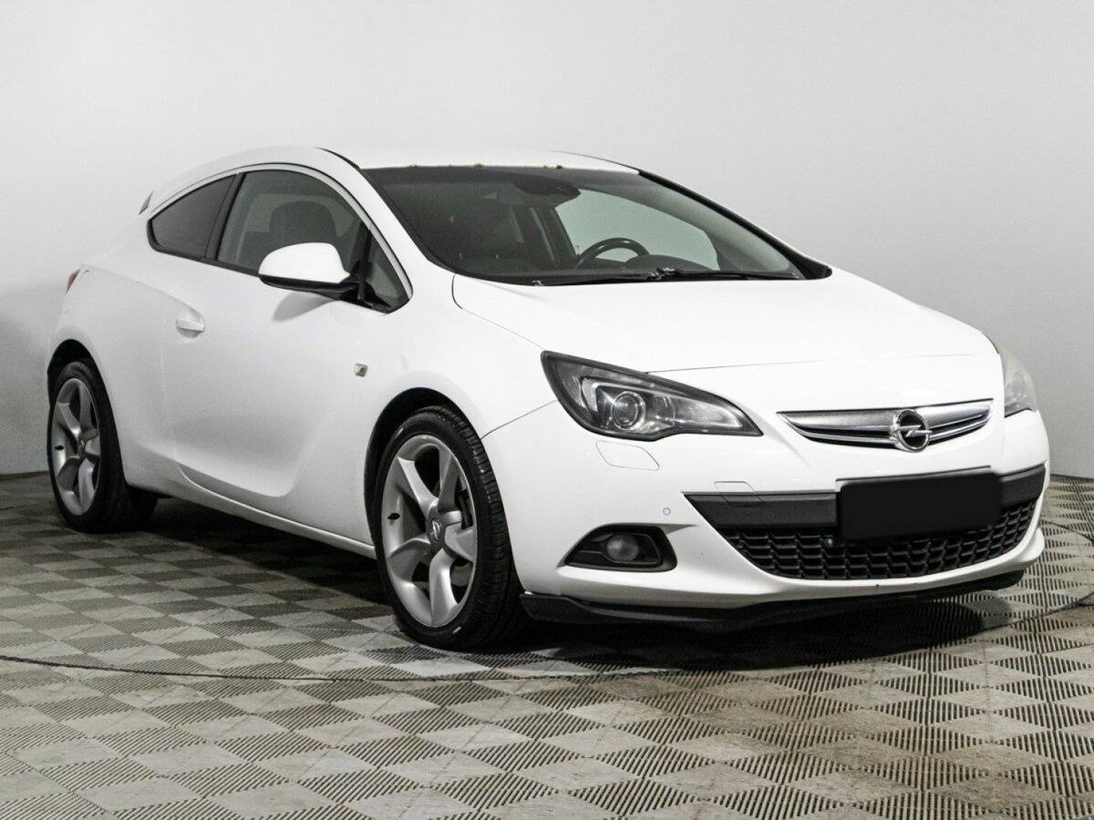 Opel Astra GTC, 2013 - фото №3