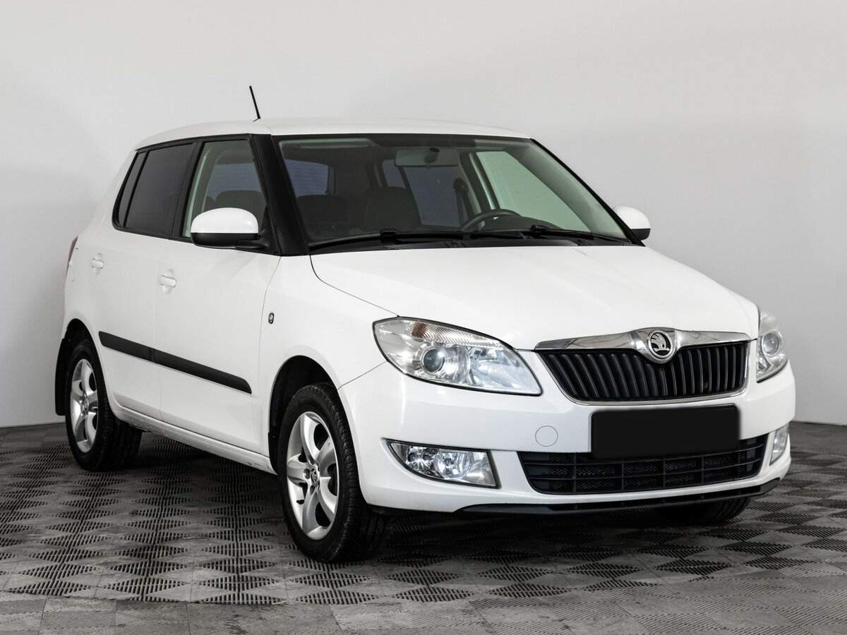 Skoda Fabia, 2013 - фото №3