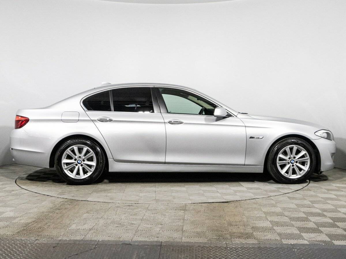 BMW 5 серии 528i xDrive, 2013 - фото №4