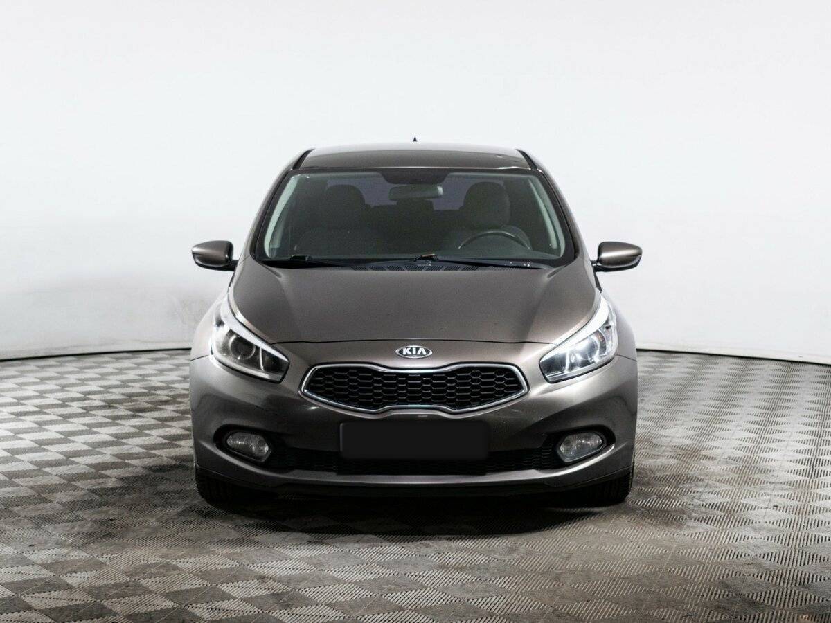 Kia Ceed, 2012 - фото №2