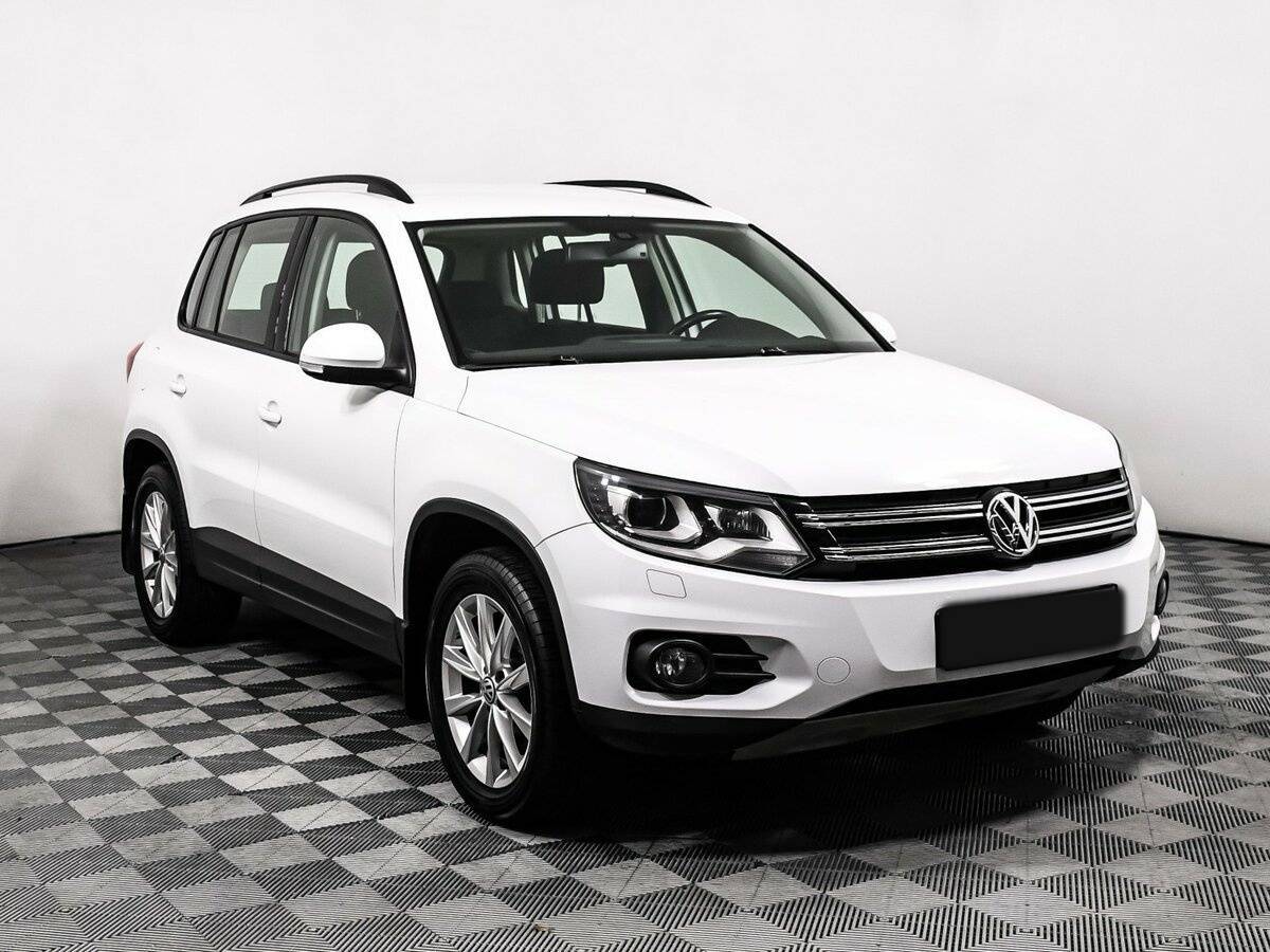 Volkswagen Tiguan, 2015 - фото №3