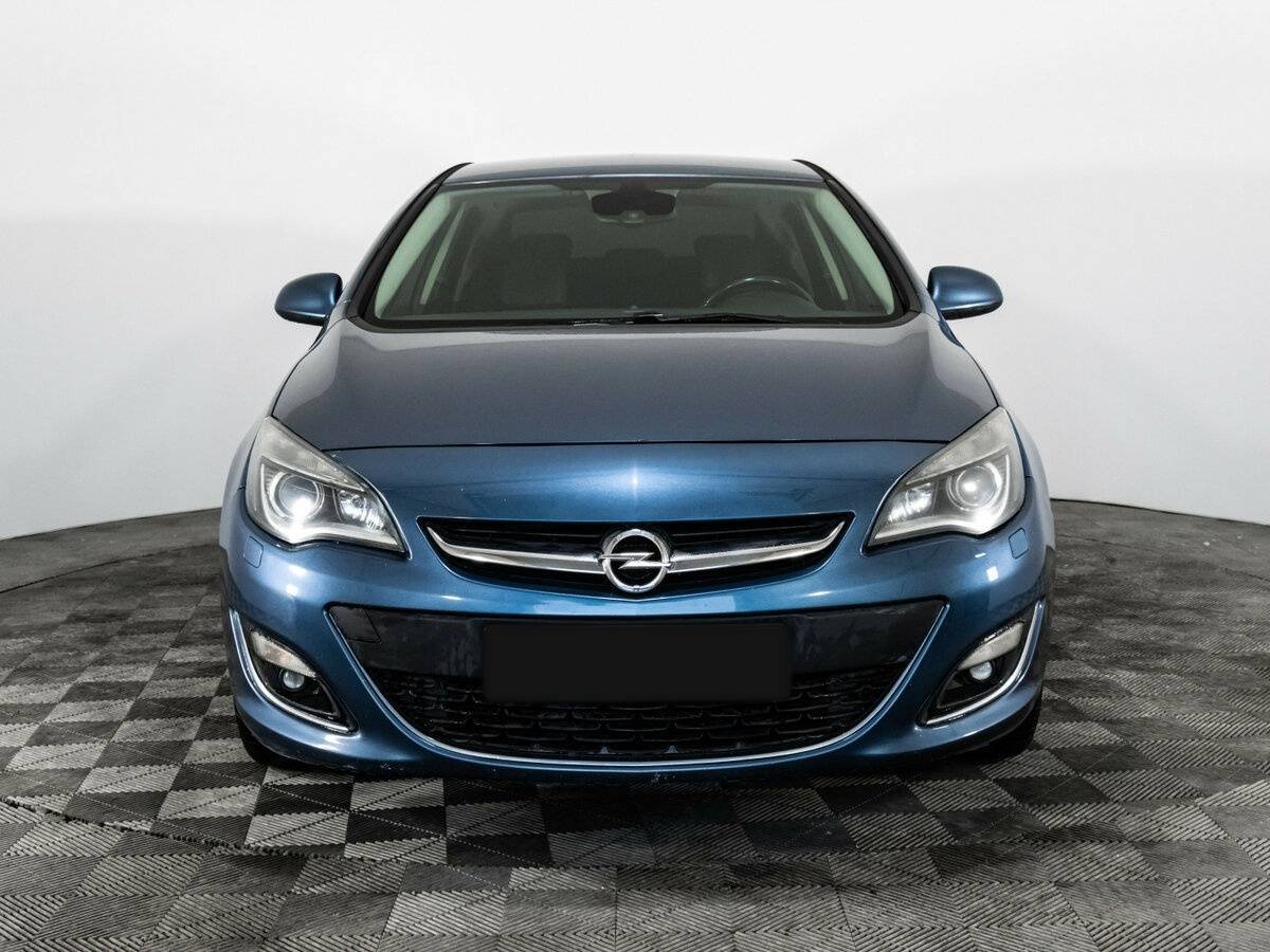 Opel Astra, 2012 - фото №2