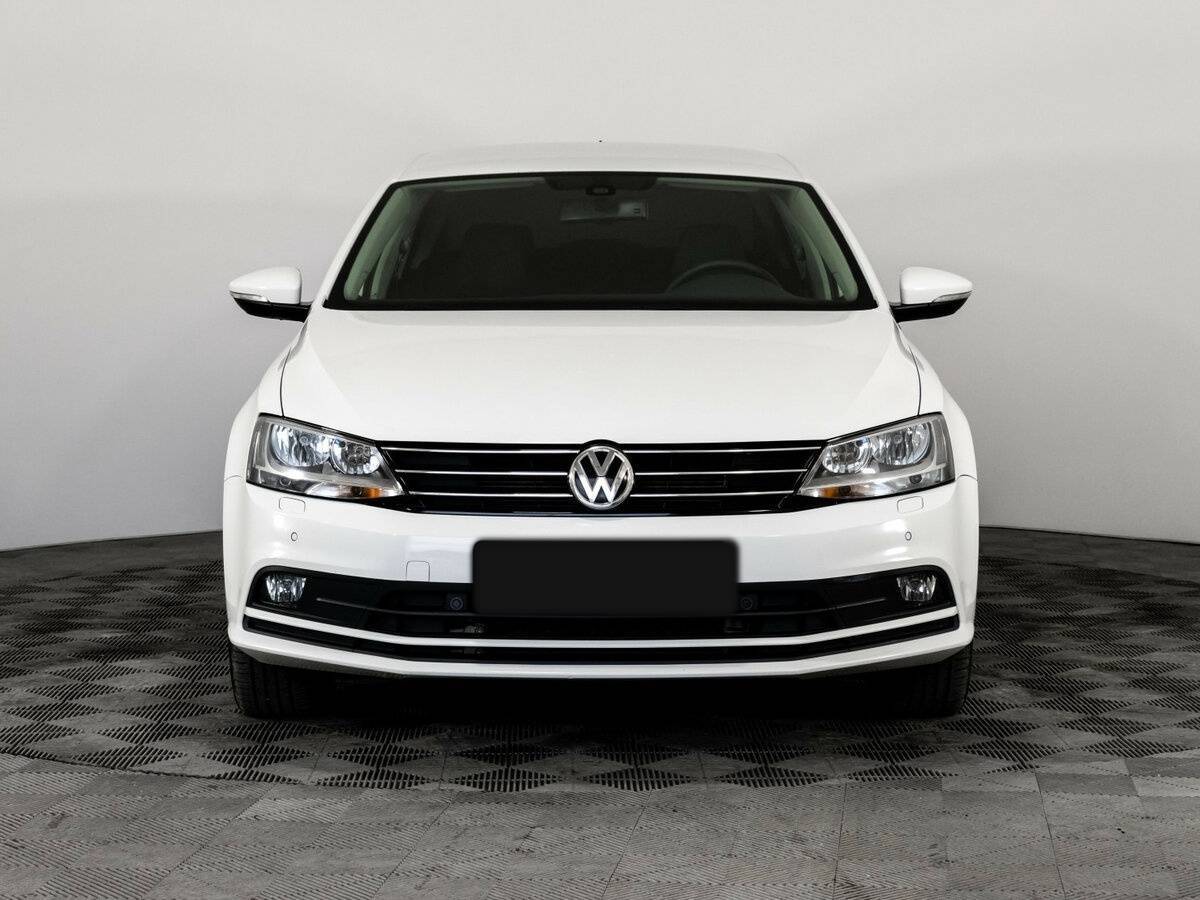 Volkswagen Jetta, 2015 - фото №2